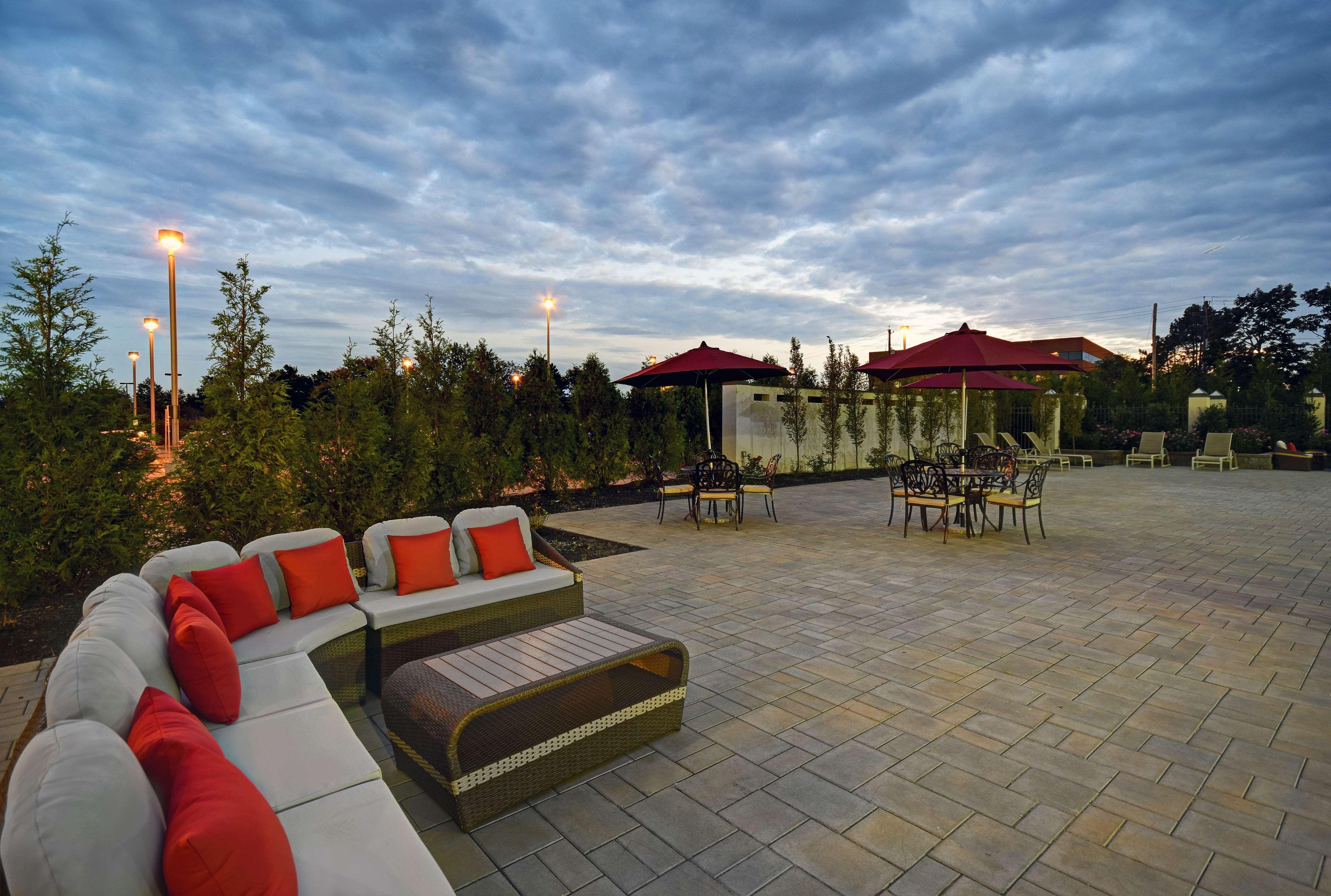 Hilton Hasbrouck Heights-Meadowlands Hotel Bagian luar foto