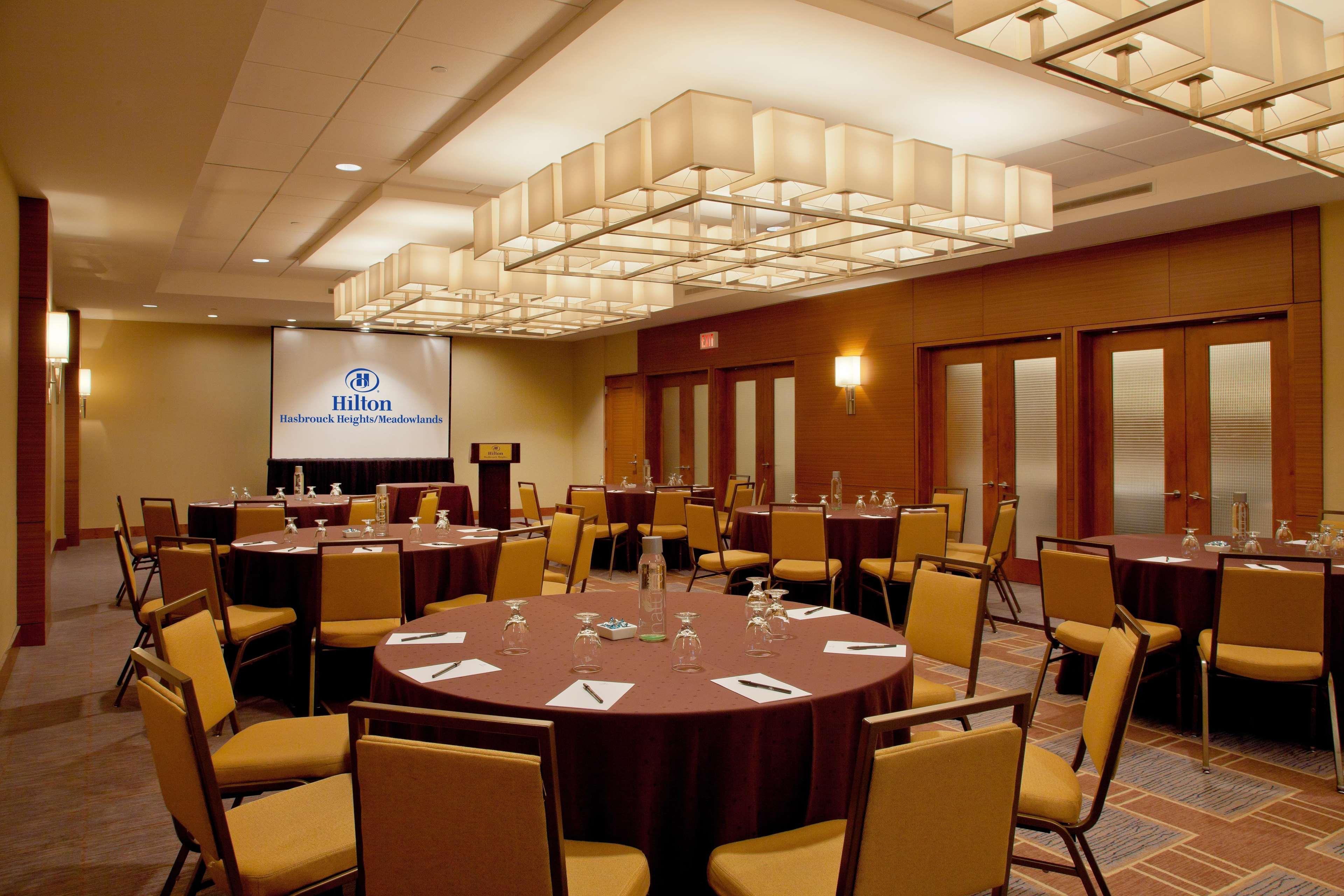 Hilton Hasbrouck Heights-Meadowlands Hotel Bagian luar foto