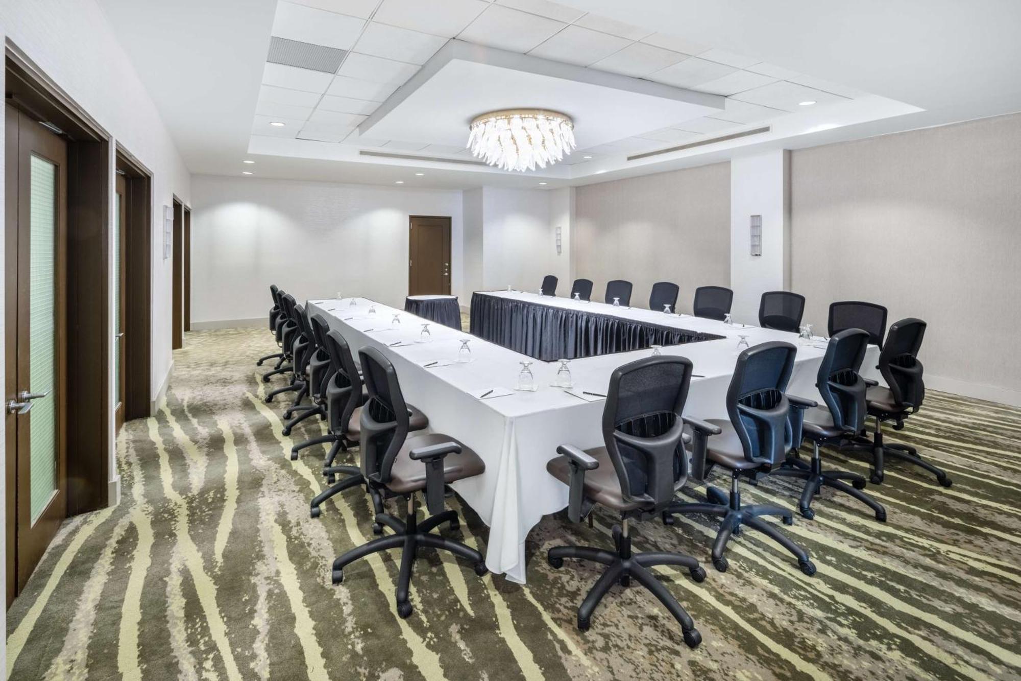 Hilton Hasbrouck Heights-Meadowlands Hotel Bagian luar foto